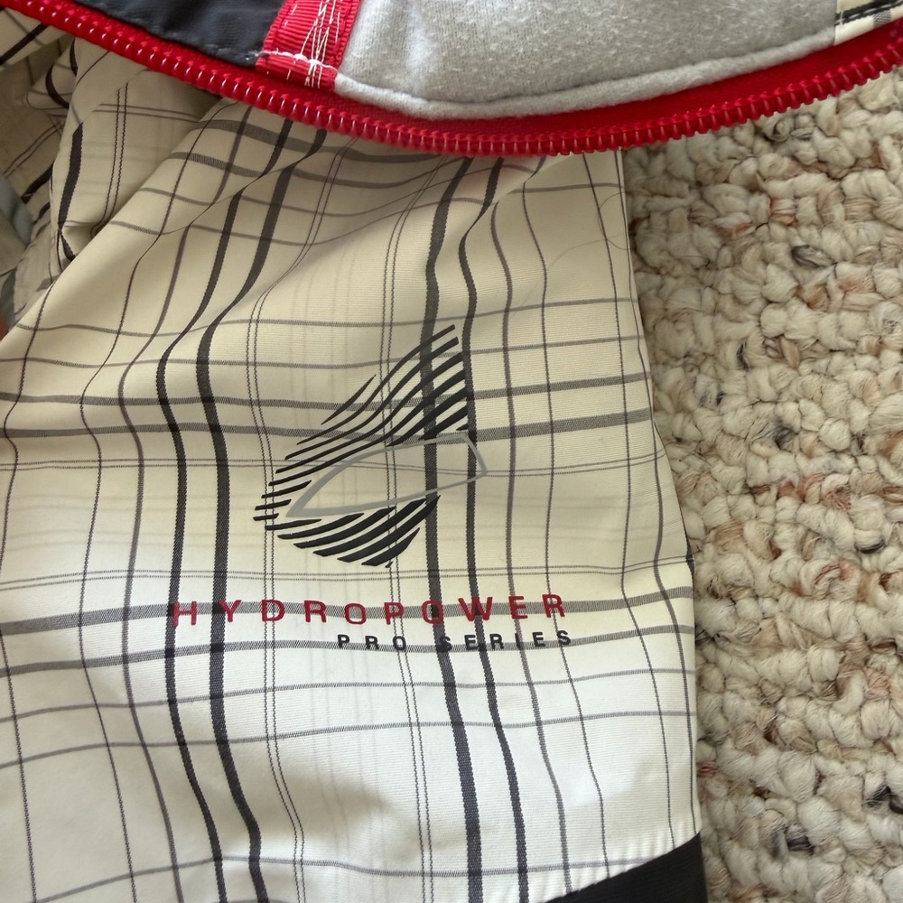 Helly Hansen Gray and Red Jacket - image 4